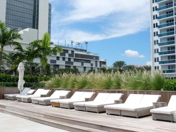 2301 Collins Ave 836, Miami Beach FL 33139