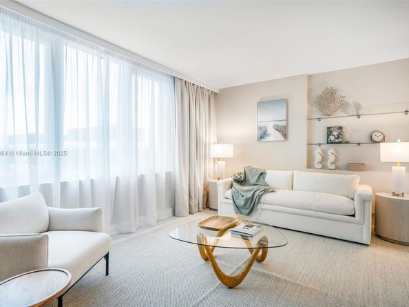 2301 Collins Ave 836, Miami Beach FL 33139