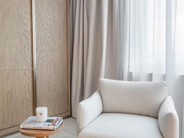 2301 Collins Ave 836, Miami Beach FL 33139