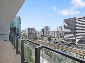 88 SW 7th St 1010, Miami FL 33130