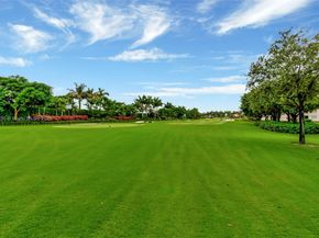 8018 Aberdeen Dr 202, Boynton Beach FL 33472