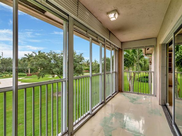 8018 Aberdeen Dr 202, Boynton Beach FL 33472