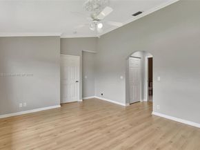 8018 Aberdeen Dr 202, Boynton Beach FL 33472