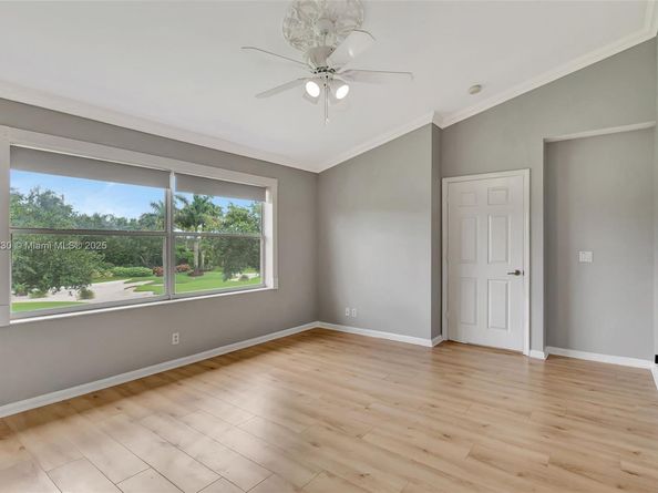 8018 Aberdeen Dr 202, Boynton Beach FL 33472