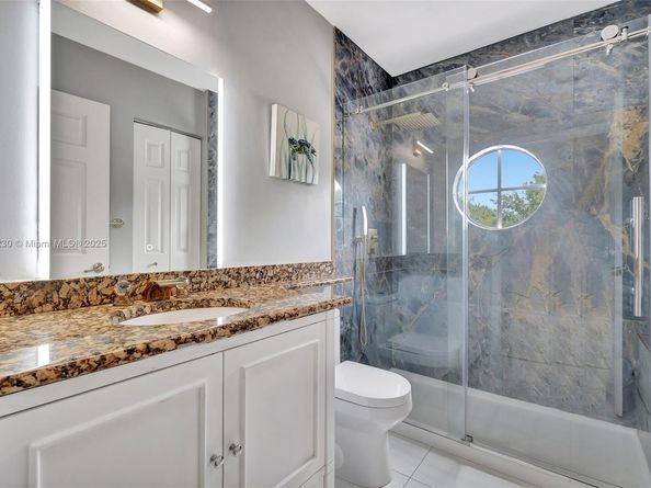 8018 Aberdeen Dr 202, Boynton Beach FL 33472