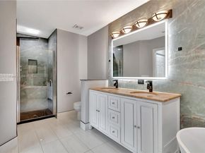 8018 Aberdeen Dr 202, Boynton Beach FL 33472
