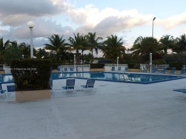 14311 N Kendall Dr 206A, Miami FL 33186