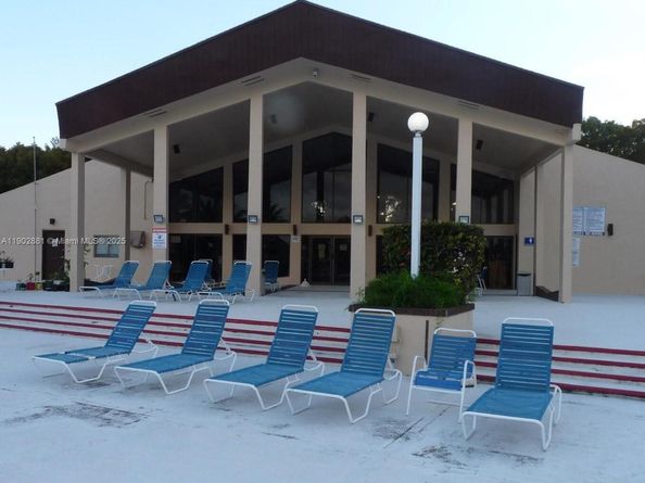 14311 N Kendall Dr 206A, Miami FL 33186