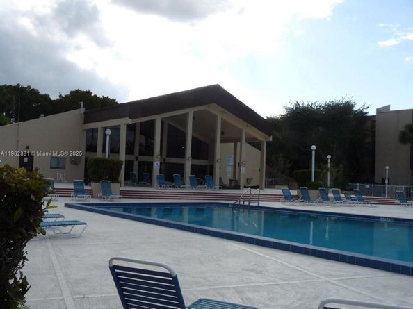 14311 N Kendall Dr 206A, Miami FL 33186
