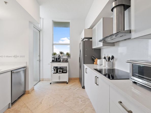 5970 Indian Creek Dr 504, Miami Beach FL 33140