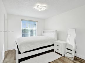 5380 NW 117th Ave, Coral Springs FL 33076