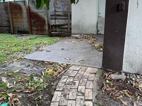 1541 SW 52nd Ave, Plantation FL 33317