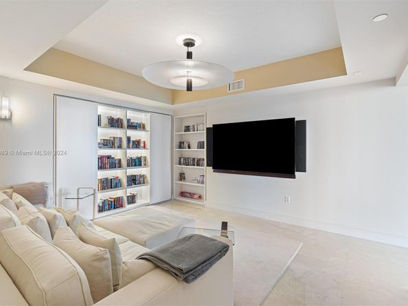3055 Harbor Dr 1202, Fort Lauderdale FL 33316
