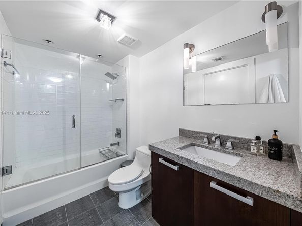 720 NE 62nd St 403, Miami FL 33138