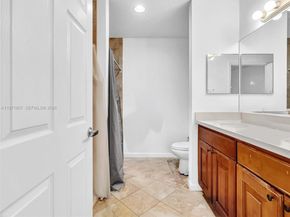 21 SE 3rd Ave, Hallandale Beach FL 33009