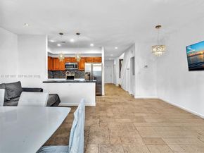 21 SE 3rd Ave, Hallandale Beach FL 33009