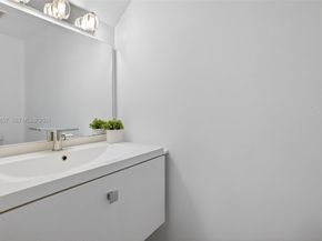 1953 NE 15th Ave, Fort Lauderdale FL 33305