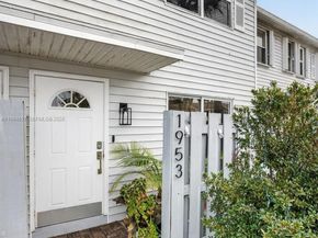 1953 NE 15th Ave, Fort Lauderdale FL 33305