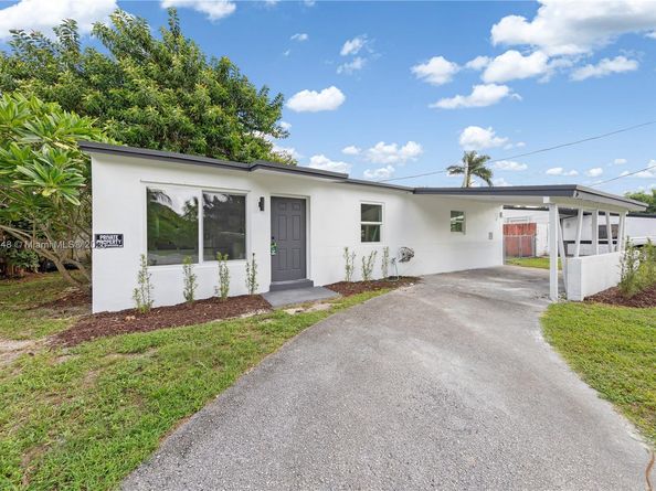 6117 NW 27th St, Margate FL 33063