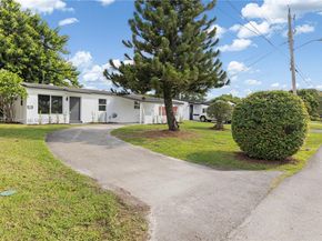 6117 NW 27th St, Margate FL 33063