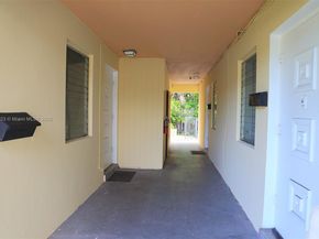 5881 NE 18th Ave, Fort Lauderdale FL 33334