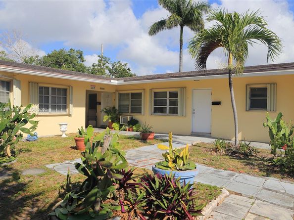 5881 NE 18th Ave, Fort Lauderdale FL 33334