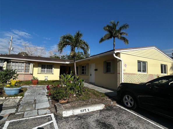 5881 NE 18th Ave, Fort Lauderdale FL 33334