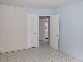 5881 NE 18th Ave, Fort Lauderdale FL 33334