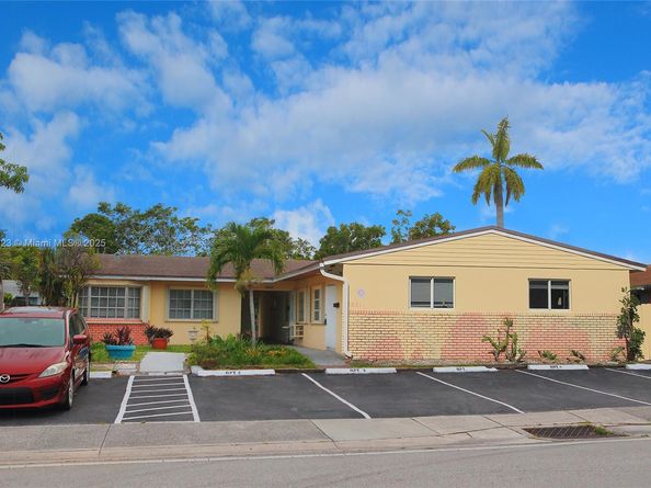 5881 NE 18th Ave, Fort Lauderdale FL 33334
