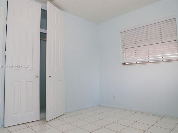 5881 NE 18th Ave, Fort Lauderdale FL 33334