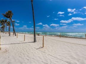 3300 N Surf Rd 17A, Hollywood FL 33019