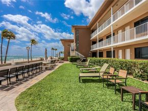 3300 N Surf Rd 17A, Hollywood FL 33019