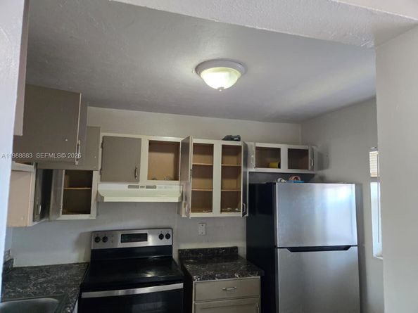 19791 SW 114th Ave 335, Miami FL 33157