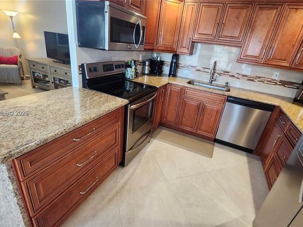 4072 Ventnor P 4072, Deerfield Beach FL 33442