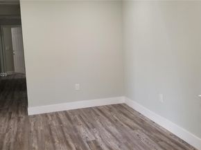 2465 NE 184th St, North Miami Beach FL 33160