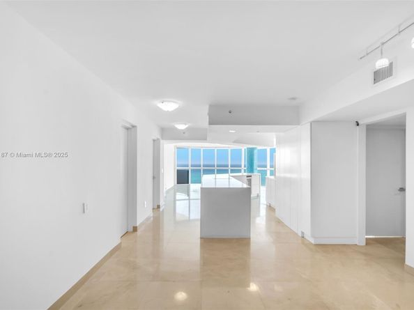 6301 Collins Ave 1903, Miami Beach FL 33141