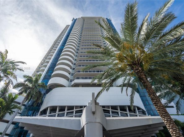 6301 Collins Ave 1903, Miami Beach FL 33141