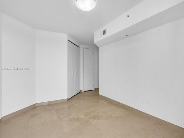 6301 Collins Ave 1903, Miami Beach FL 33141