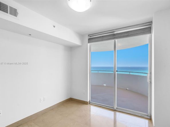 6301 Collins Ave 1903, Miami Beach FL 33141