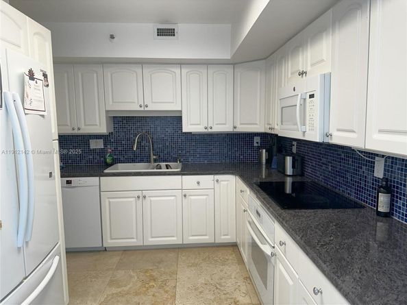 1541 Brickell Ave C608, Miami FL 33129