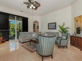 561 E Enclave Cir E, Pembroke Pines FL 33027