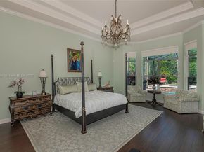 561 E Enclave Cir E, Pembroke Pines FL 33027