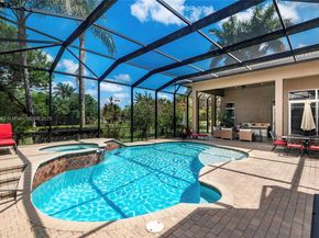 561 E Enclave Cir E, Pembroke Pines FL 33027