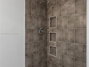 949 SW 113th Ter, Pembroke Pines FL 33025