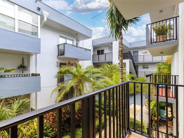 2465 SW 18th Avenue 3208, Miami FL 33145