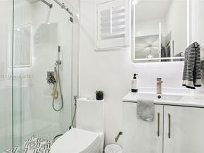 2550 SW 68th Ave, Miami FL 33155