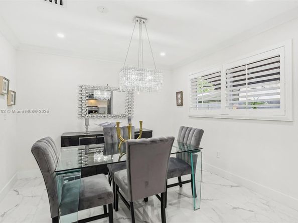 2550 SW 68th Ave, Miami FL 33155