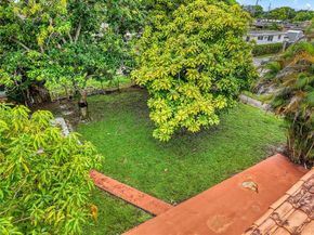 198 W 39th Pl, Hialeah FL 33012