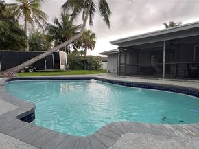 323 W Canterbury Dr W, Riviera Beach FL 33407