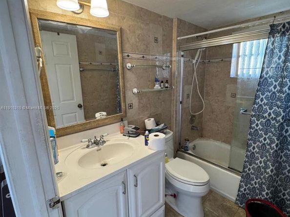 10431 N Kendall Dr D204, Miami FL 33176